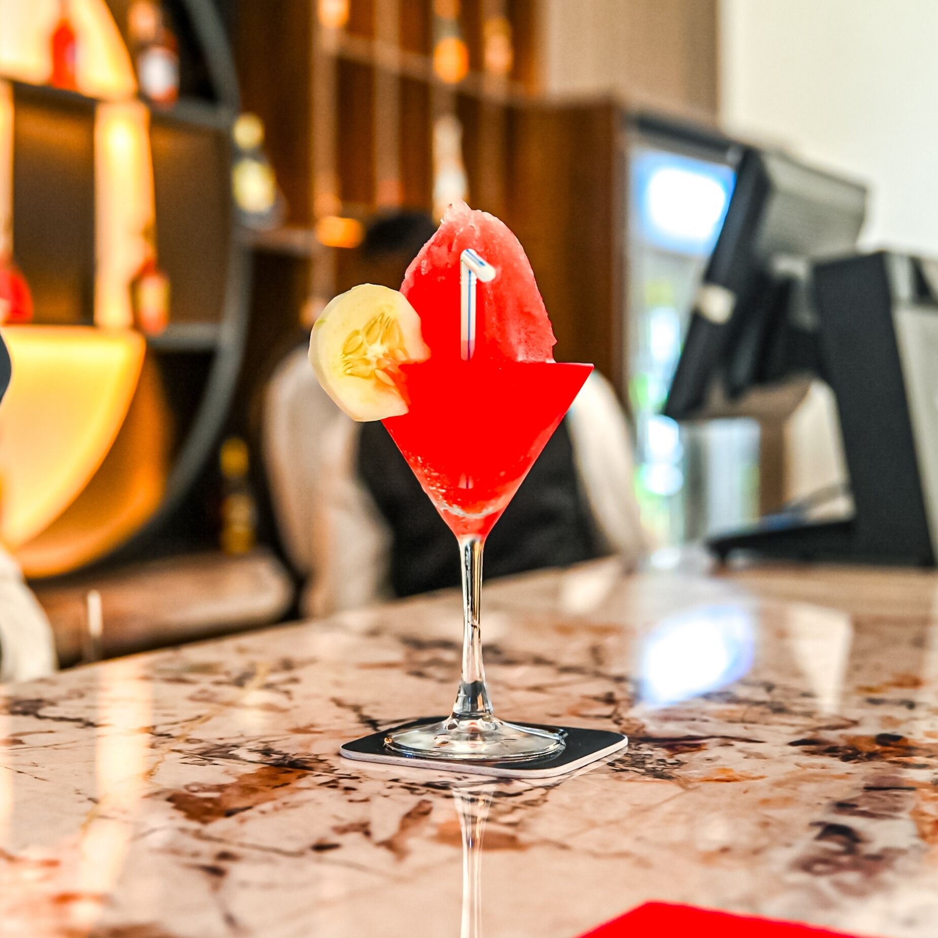 COCKTAILS / MOCKTAILS / LIQUEURS